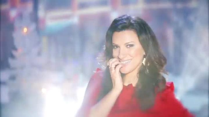 Laura Pausini - Santa Claus is coming to town