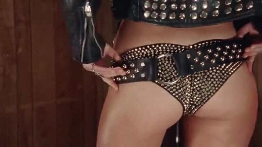 Halsey - safeword