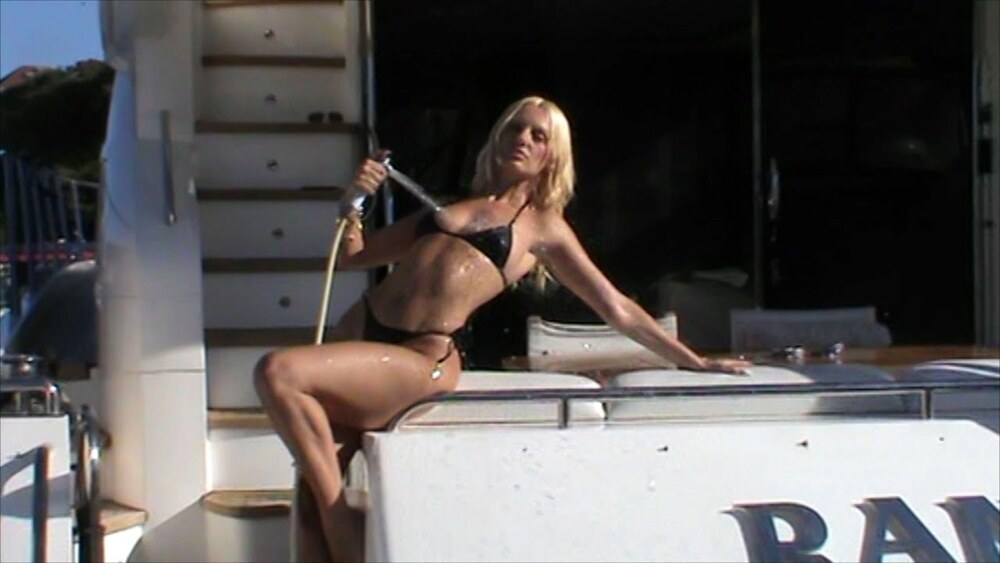 Alexandra Stan - Ocean Eyes