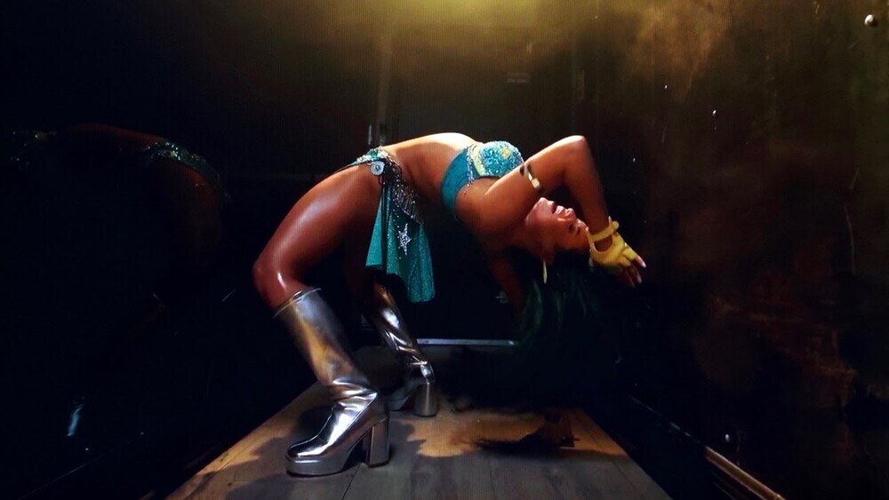 Gabby B - Bundinha