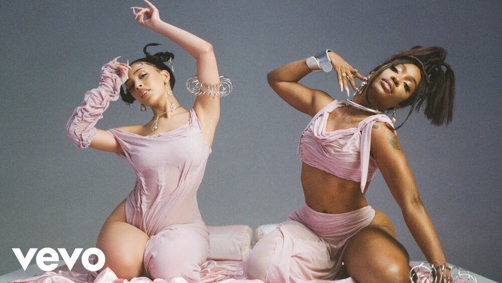 Doja Cat - Kiss Me More