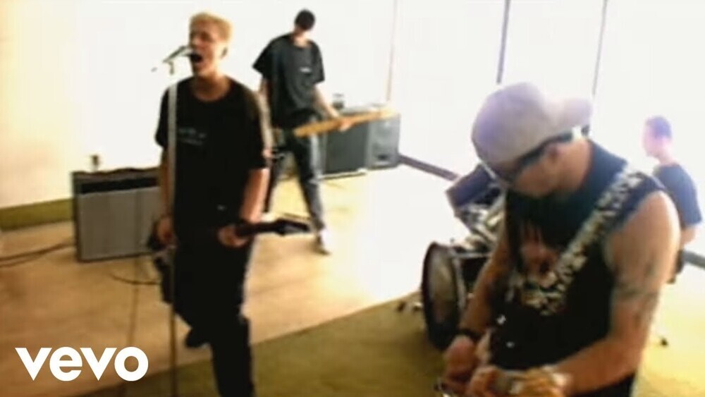 The Offspring - She is Got Issues